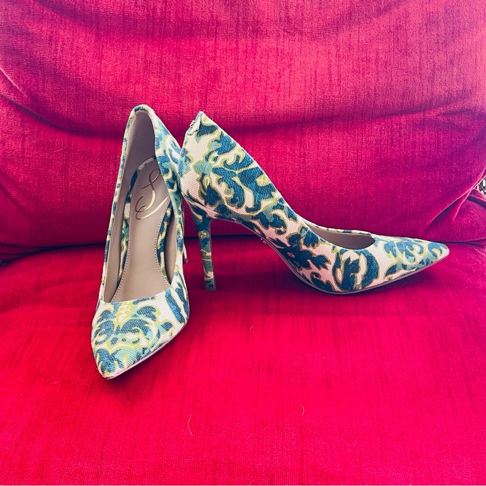 Sam Edelman Green, blue, yellow Patterned Heels - Picture 3 of 9